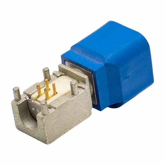 এইচএসডি 4 পিন সংযোগকারী